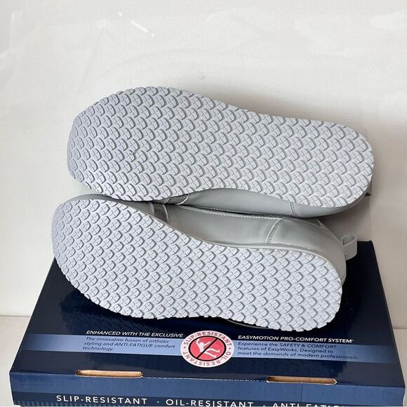 Easy Street McKinley Slip Resistant Oxfords - Picture 7 of 7